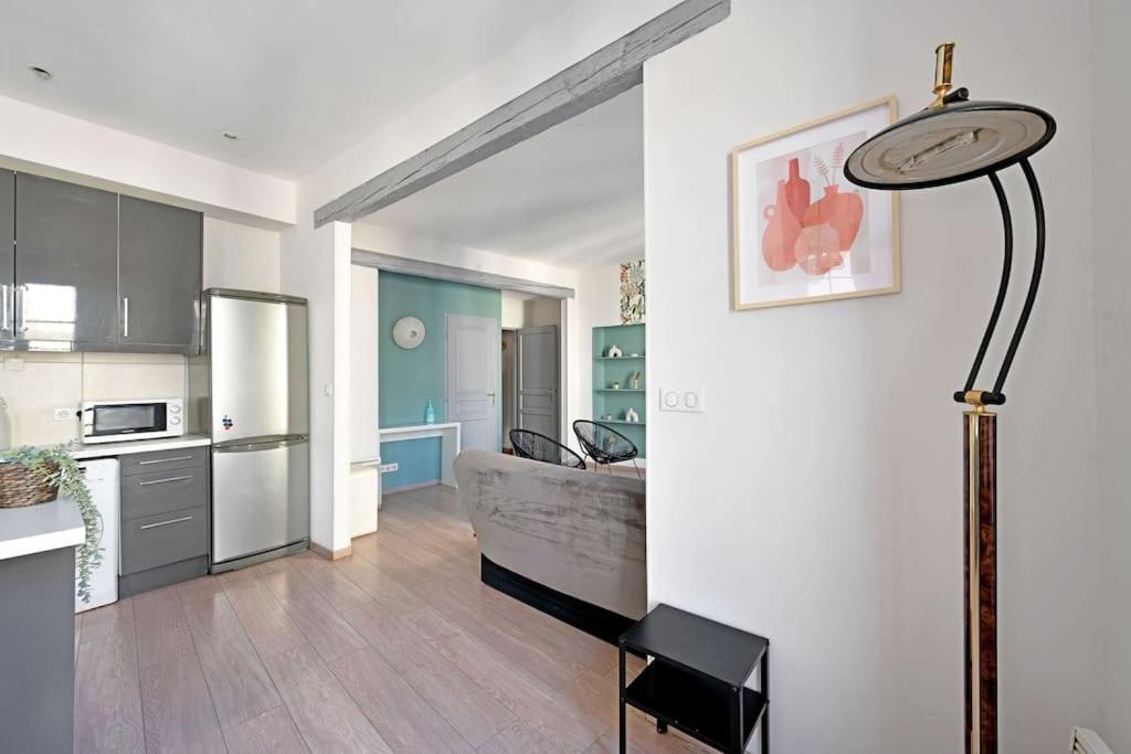Pops Flat - Parking Prive Gratuit - Wi-Fi - Ac Clim Apartment Avignon Exterior photo